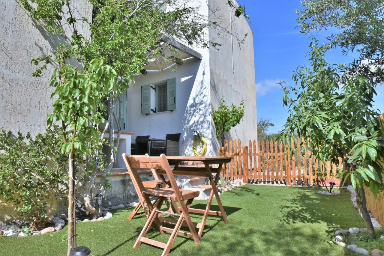 Avra Milos Zefiria Exterior photo