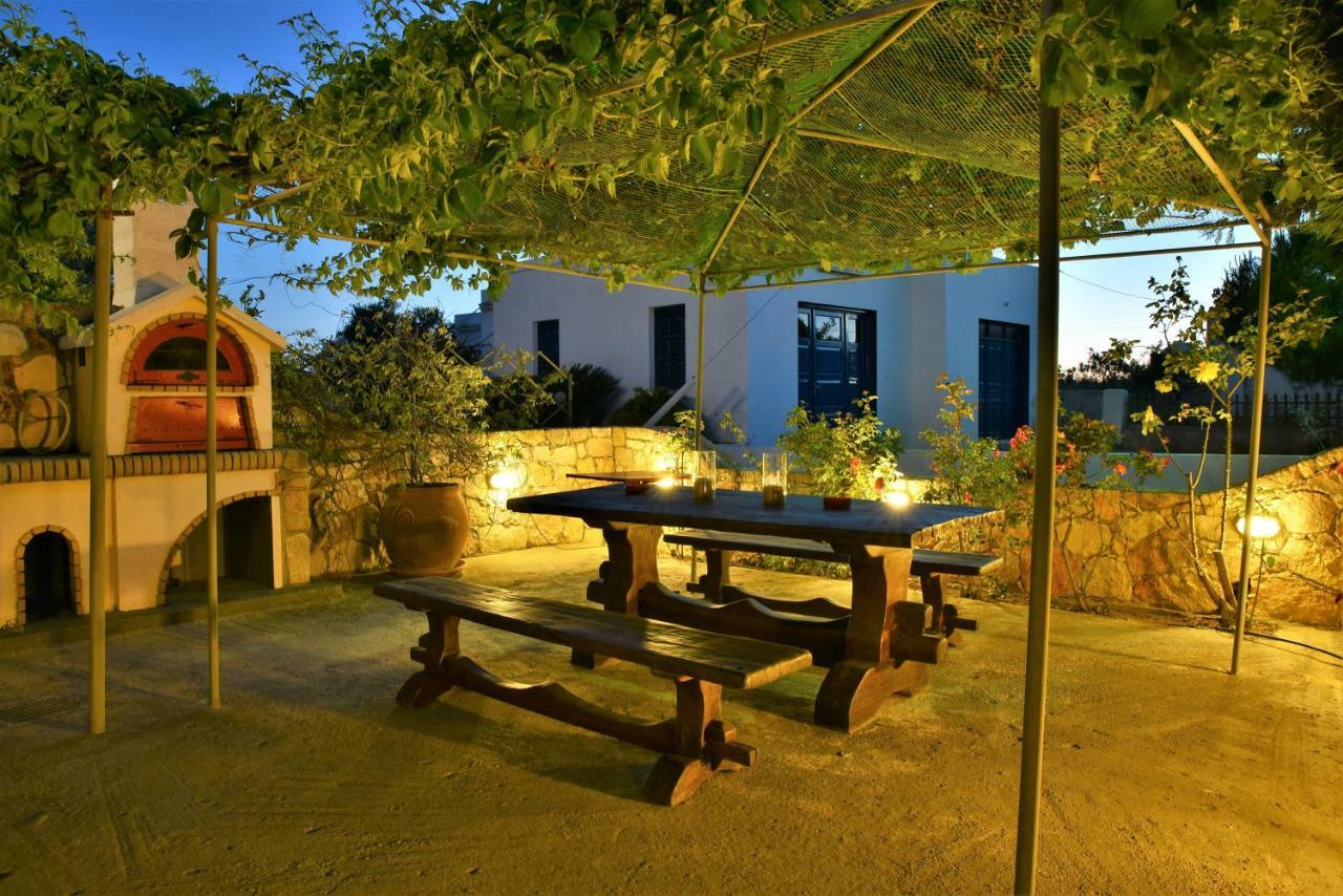 Avra Milos Zefiria Exterior photo